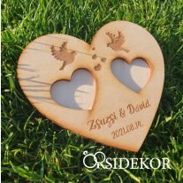 Egyedi fa gyűrűhordozó szív, galambokkal