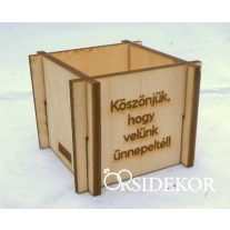 Kövirózsa köszönetajándék fa kockában
