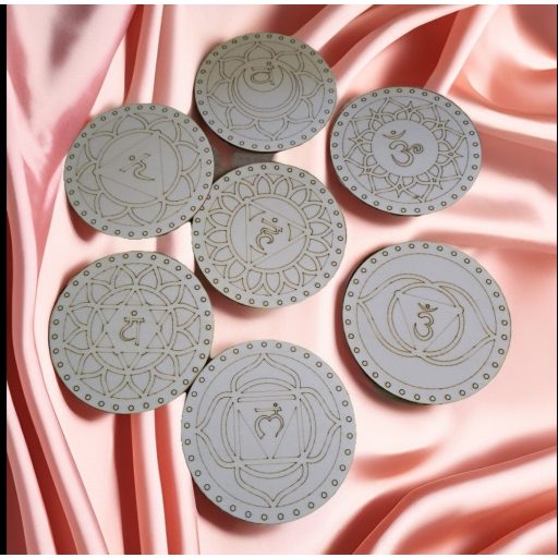 Csakra jelek fából – natúr színű, 11,5 cm