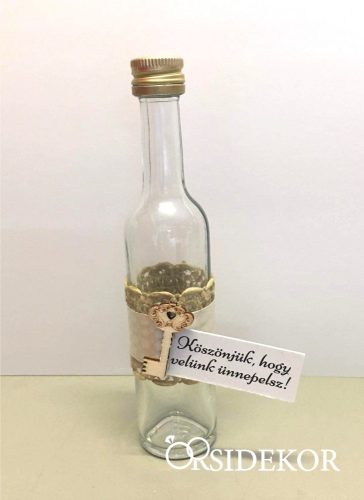 Pálinkás üveg (üresen) egyedi díszítéssel