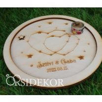 Egyedi fa gyűrűhordozó csillagok motívummal