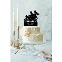 Esküvői tortadísz névvel motoros