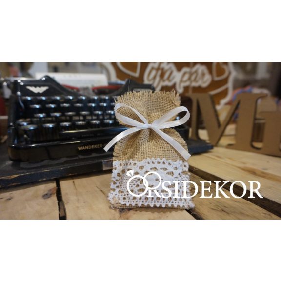 Szerelem juta zsákocska cukrozott mandulával, csokiszívvel