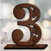 Természetes stílusú fa asztalszám – levél motívummal