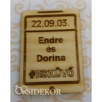 Köszönetajándék esküvői hűtőmágnes fából