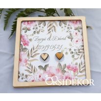 Egyedi fa gyűrűhordozó