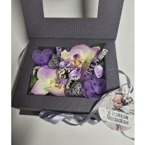 Szülőköszöntő virágbox vegyes