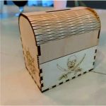   Sorsjegy gyűjtő doboz, nászajándékdoboz esküvőre kalóz láda