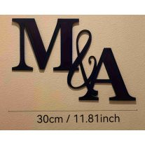 Esküvői hátfal dekoráció monogram 