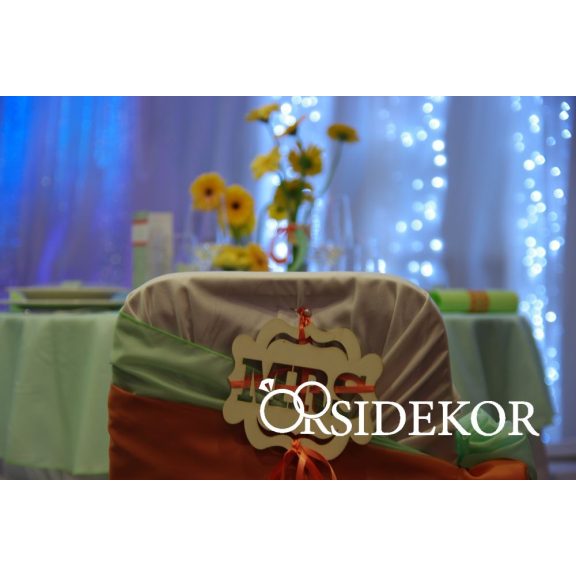 Mr & Mrs tábla fából