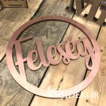 Feleség fa dekoráció esküvőre