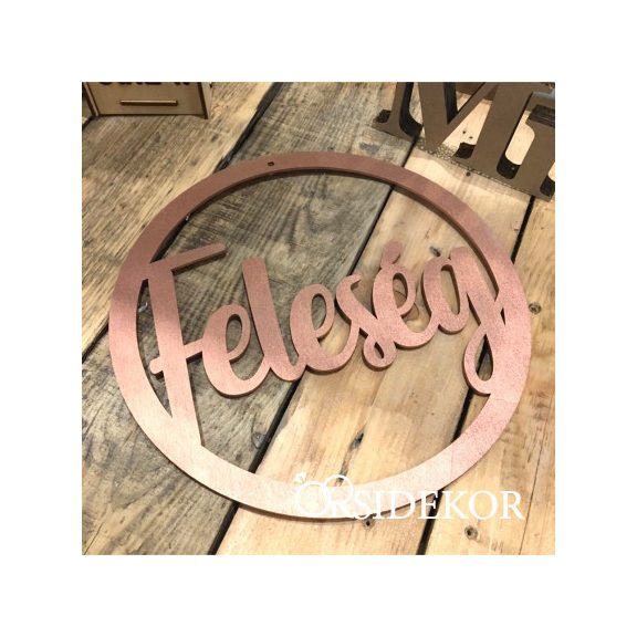 Feleség fa dekoráció esküvőre