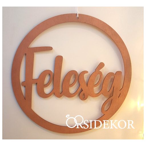 Feleség fa dekoráció esküvőre