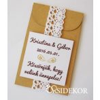 Virágmag papírtasakban egyedi címkével Virágmag papírtasakban egyedi címkével