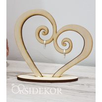 Egyedi fa gyűrűhordozó szíves indás