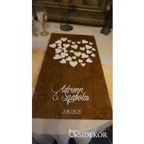   KREATÍV VENDÉGKÖNYV TÁBLA  nevesítve, szívekkel és lufikkal 