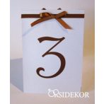 Asztalszám papírból nyomtatott Asztalszám papírból nyomtatott