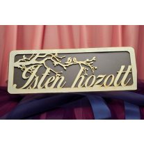 Isten hozott feliratú fa tábla