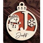 Neves karácsonyfadísz fából