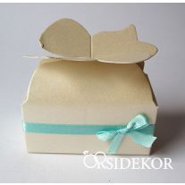   Köszönetajándék-doboz cukrozott mandulával, csokiszívvel