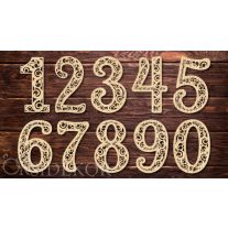 Asztalszám fából, cirádás