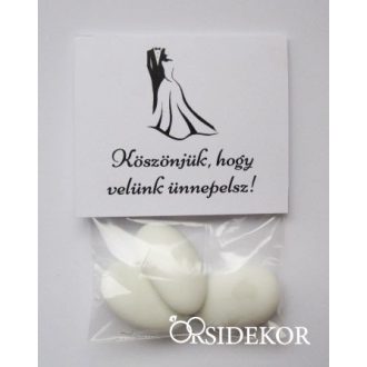 3 szem cukrozott mandula tasakban