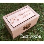 Dobozos gyűrűtartó