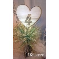 Asztalszám fából, szívben (1-10 ig számozva)