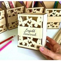 pedagógus ajándék tanároknak ballagási ajándék gravírozott tolltartó