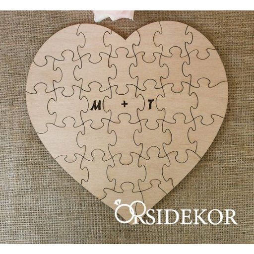 Esküvői szív alakú vendégkönyv, fa puzzle