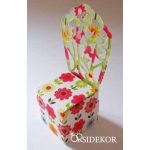 Köszönetajándék doboz virágos mintával (lapra szerelve)